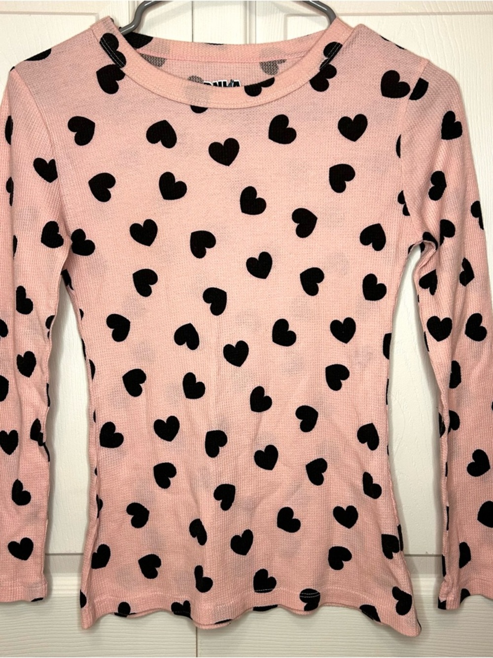Vintage 2000s pink and black hearts long sleeve top 🖤